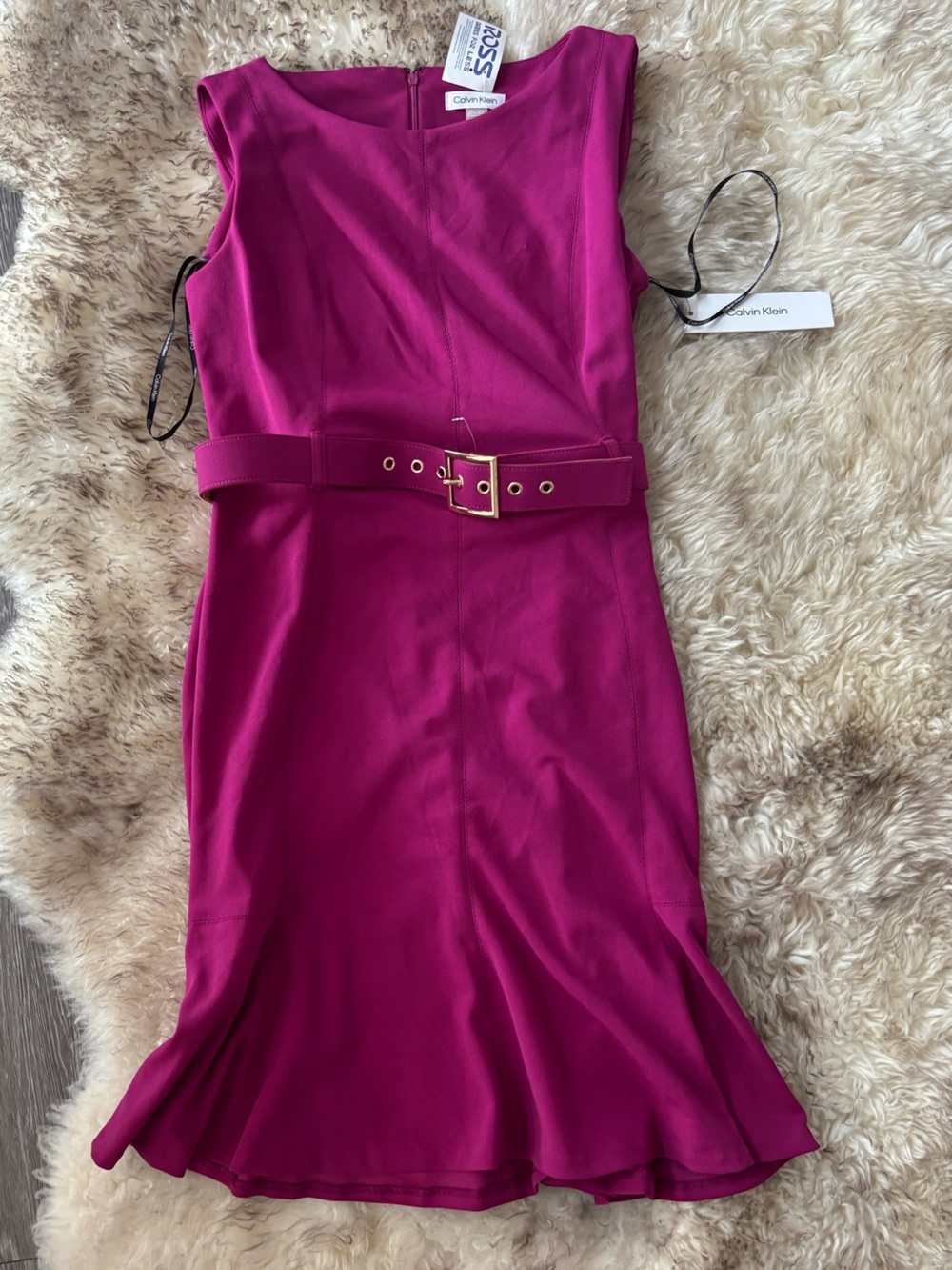 Calvin Klein Strapless Belted dress in Fuchsia